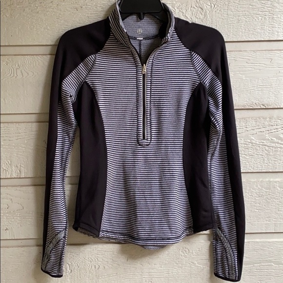 lululemon athletica Tops - Lululemon Athletica Half Zip Run Jacket Sz 6